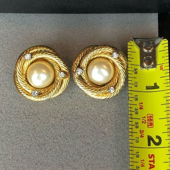 CHANEL Gold Pearl Crystal Accent Statement Earrings w/ Orig Box - Picture 11 of 17